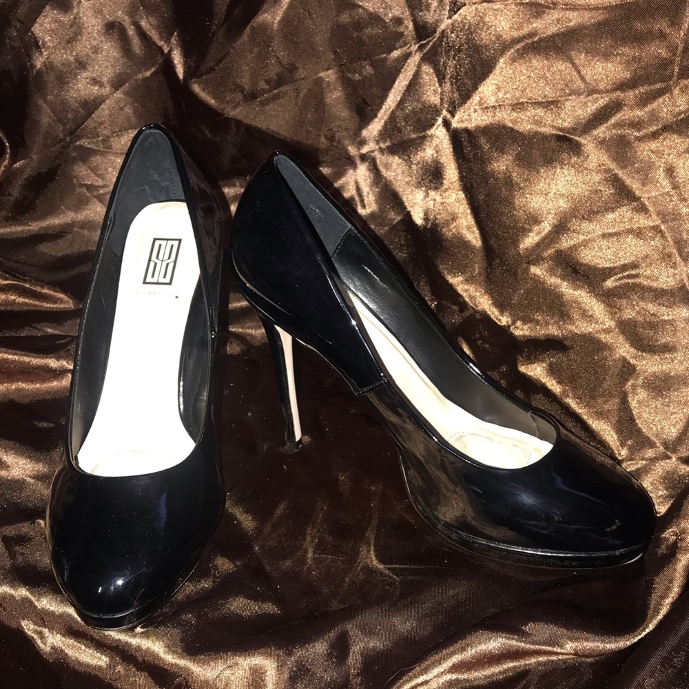 Sexy Black Platform Pumps